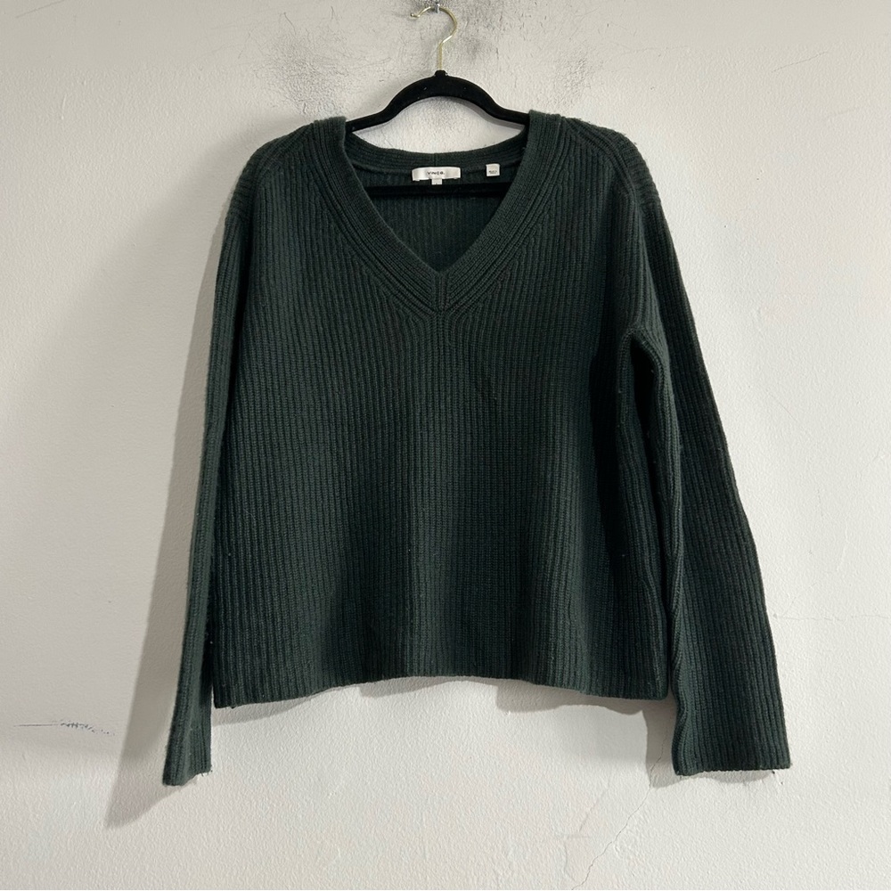 Vince V-Neck Shaker Ribbed Wool Cashmere Sweater Green Large Minimal Luxury